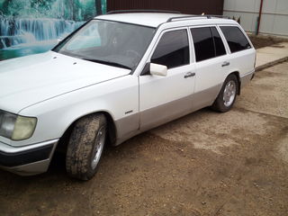 Mercedes Series (W124) foto 9