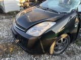 Masina se desface la piese toyota prius foto 1