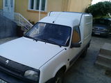 Renault Rapid foto 1