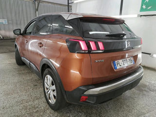 Peugeot 3008 foto 2