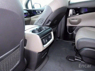 KIA Carnival foto 11