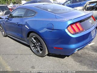 Ford Mustang foto 3