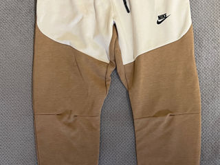 Pantaloni Nike tech fleece foto 1