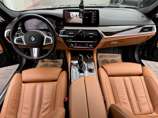 BMW 5 Series foto 10