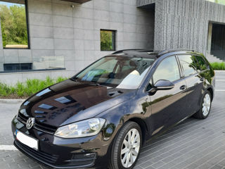 Volkswagen Golf foto 1