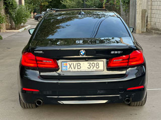 BMW 5 Series foto 4