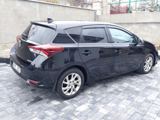 Toyota Auris foto 9