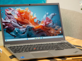 Lenovo ThinkPad E15 Gen 4/ Core I5 1235U/ 16Gb Ram/ Iris Xe/ 500Gb SSD/ 15.6" FHD IPS!! foto 4