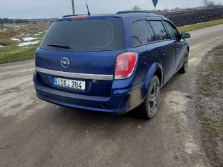 Opel Astra foto 1