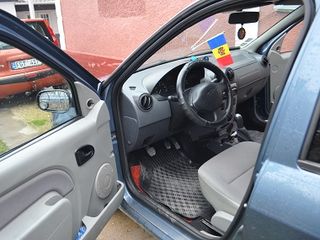 Dacia Logan foto 5