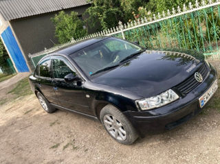 Volkswagen Passat foto 1