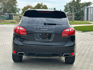 Porsche Cayenne foto 8