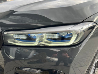 BMW 7 Series foto 18