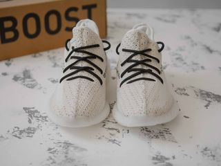 Adidas Yeezy Boost 350 x Off-White foto 4