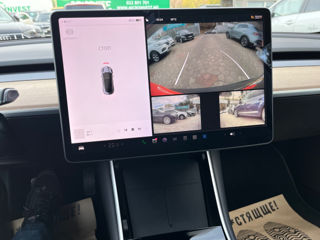 Tesla Model 3 foto 12