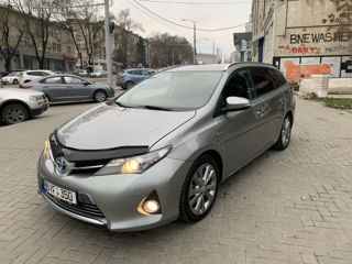 Toyota Auris foto 1