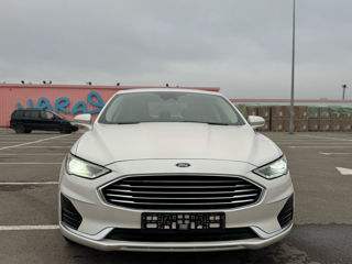 Ford Fusion foto 2