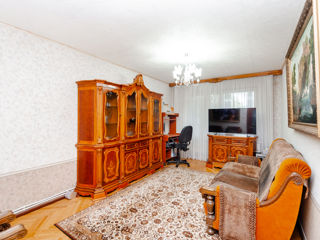 Apartament cu 3 camere, 80 m², Râșcani, Chișinău foto 2