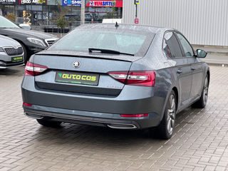 Skoda Superb foto 6