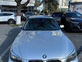 BMW 5 Series foto 7