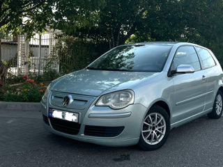 Volkswagen Polo foto 1