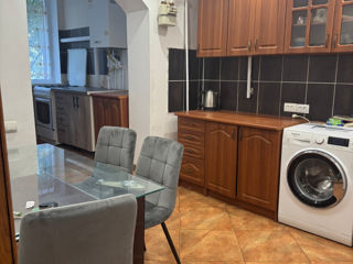 Apartament cu 3 camere, 80 m², Buiucani, Chișinău