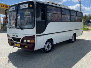 Isuzu foto 2