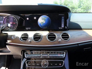 Mercedes E-Class foto 16