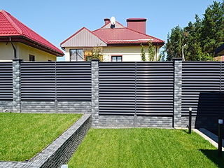 Gard tip jaluze metalice.Жалюзийный забор в Молдове.