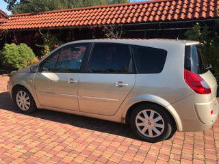 Renault Grand Scenic foto 3