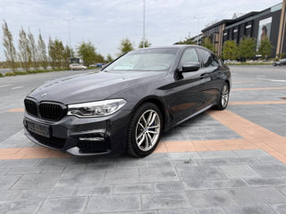 BMW 5 Series foto 1