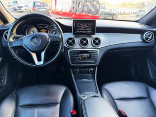 Mercedes CLA foto 8