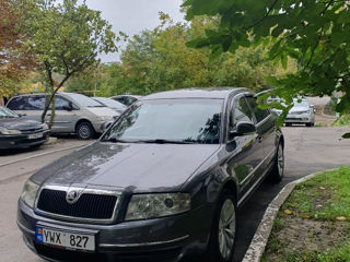 Skoda Superb foto 3