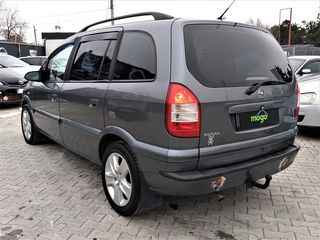 Opel Zafira foto 5