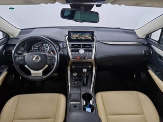 Lexus NX Series foto 6