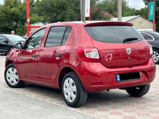 Dacia Sandero foto 3