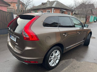 Volvo XC60 foto 3