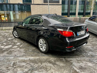 BMW 5 Series foto 3