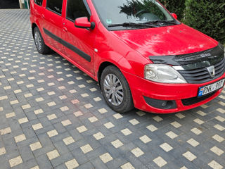 Dacia Logan foto 8