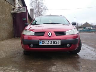 Renault Megane foto 2