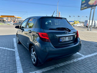 Toyota Yaris foto 6