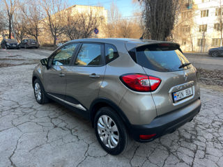 Renault Captur foto 2