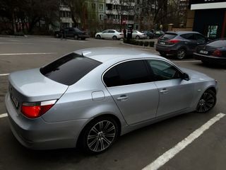 BMW 5 Series foto 7