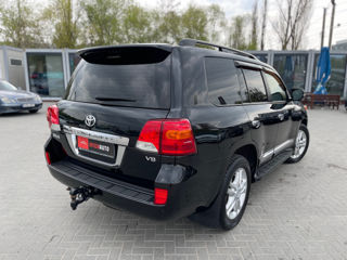 Toyota Land Cruiser foto 3