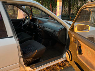 Mazda 323 foto 7