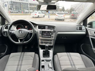 Volkswagen Golf foto 8