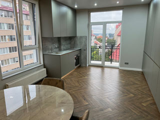 Apartament cu 2 camere, 75 m², Centru, Chișinău foto 1