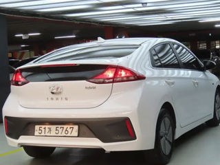 Hyundai IONIQ foto 2