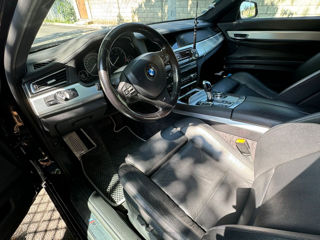 BMW 7 Series foto 4