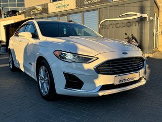 Ford Fusion foto 2